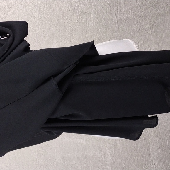 Design Lab Lord & Taylor Black Sleeveless Keyhole Back Shift Mini Dress - Picture 12 of 14